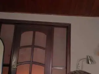 Nayahh  live sex cam