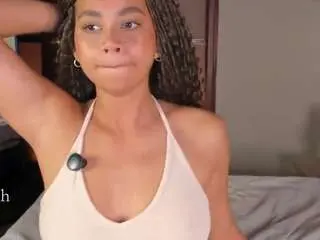 Nayahh  live sex cam
