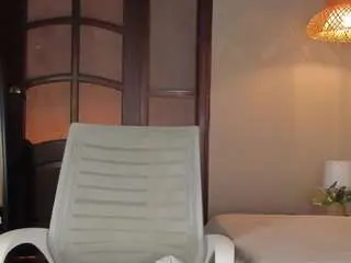 Nayahh  live sex cam