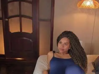 Nayahh  live sex cam