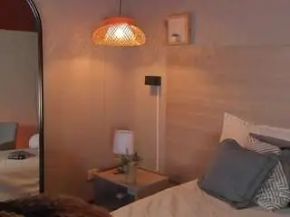 Nayahh  live sex cam