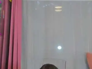 Sarabecker  live sex cam