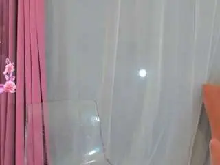 Sarabecker  live sex cam