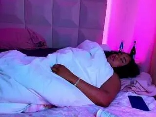 Briannabrave  live sex cam