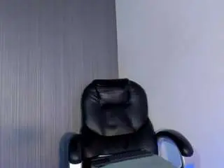 Emilyy-77  live sex cam