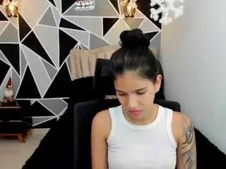 Valerialeclerc  live sex cam