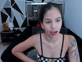 Valerialeclerc  live sex cam