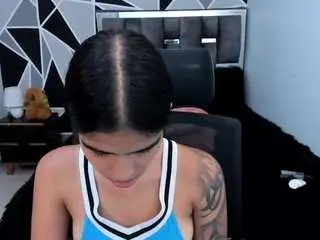 Valerialeclerc  live sex cam