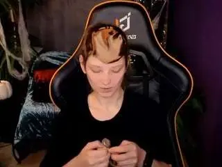 Your-lilith  live sex cam