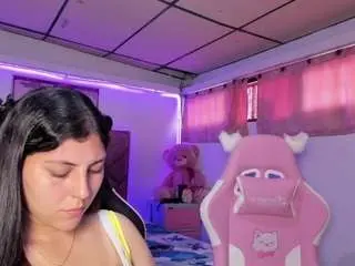 Cristal-smith02  live sex cam