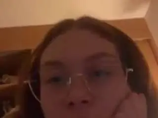 Edenhilton  live sex cam