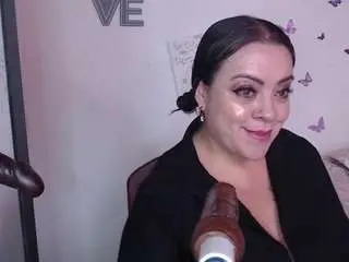 Lilaa-x  live sex cam