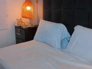 Natalie-esmith  live sex cam