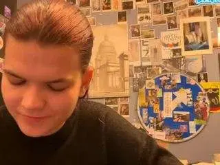 Roselyncriton  live sex cam