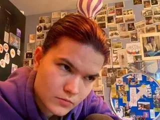 Roselyncriton  live sex cam