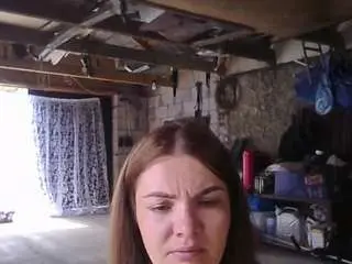 Sexsy-honey  live sex cam