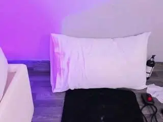 Anniechan  live sex cam
