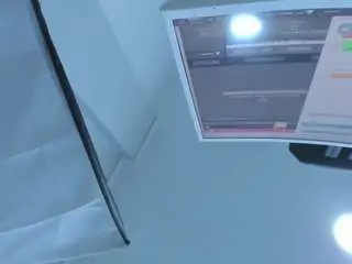 Hottest-mature  live sex cam