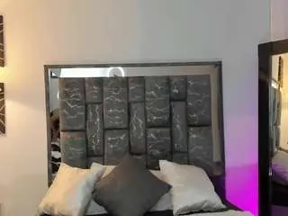 Sara-stormy  live sex cam
