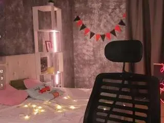 Scent-of-woman  live sex cam