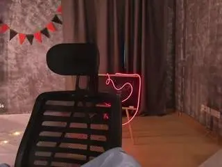 Scent-of-woman  live sex cam