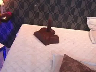 Sharomross  live sex cam