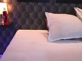 Sharomross  live sex cam