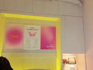 Tamarazaki  live sex cam