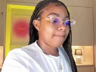 Tamarazaki  live sex cam