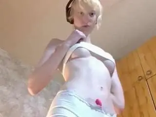 Annmariekozloff  live sex cam