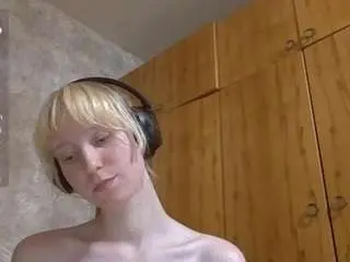 Annmariekozloff  live sex cam