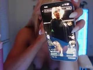 Bunnykaye  live sex cam
