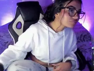 Dannadomiinguez  live sex cam