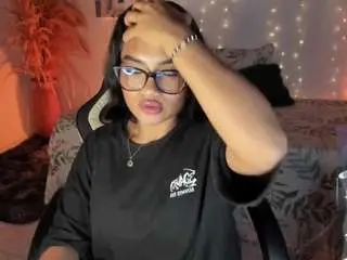 Dannadomiinguez  live sex cam