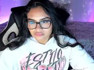 Dannadomiinguez  live sex cam