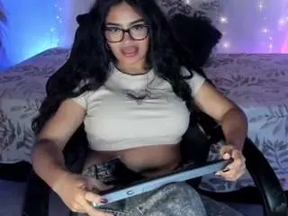 Dannadomiinguez  live sex cam