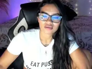 Dannadomiinguez  live sex cam
