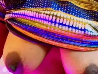 Elliee-alves  live sex cam