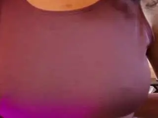 Elliee-alves  live sex cam
