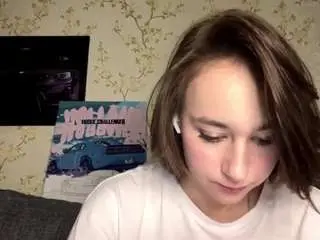 Kevapounder  live sex cam
