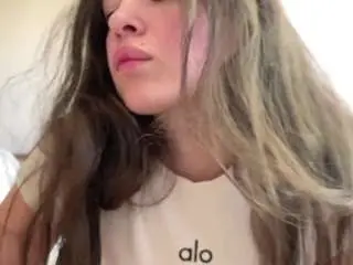 Nellatays  live sex cam