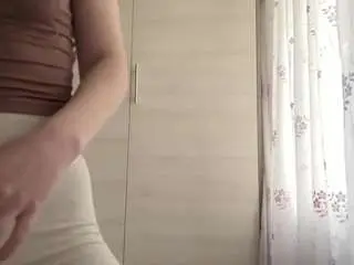 Nellatays  live sex cam