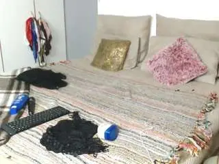 Kay-tee  live sex cam