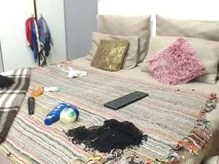 Kay-tee  live sex cam