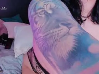 Krissysins  live sex cam