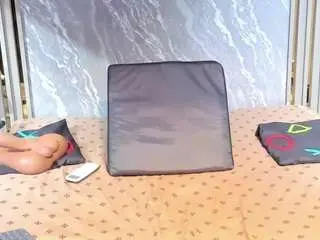 Naomiowen  live sex cam