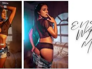 Abby-23  live sex cam