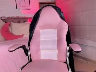 Abby-23  live sex cam