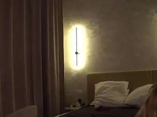 Amityalford  live sex cam
