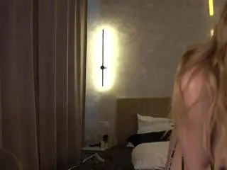 Amityalford  live sex cam